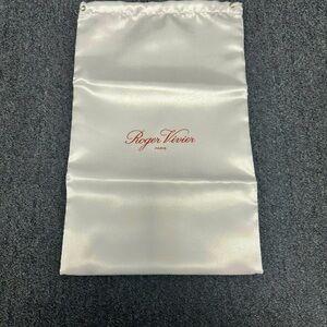 Roger Vivier White Satin Shoes Bag with Red Logo